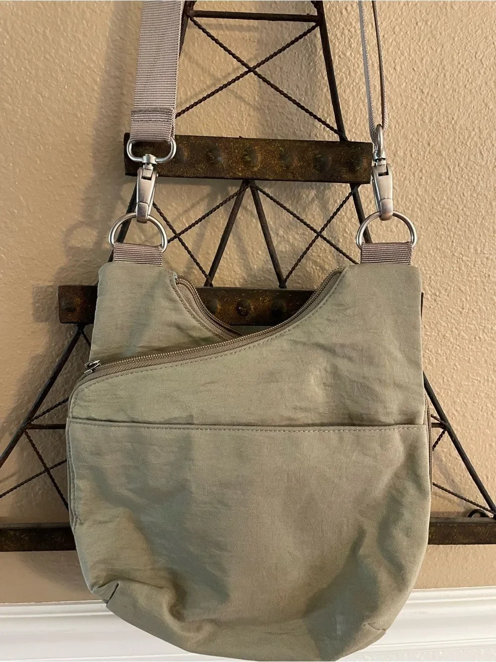 Baggallini Criss Cross Beige and Sky Blue Multi Sectional Crossbody Purse